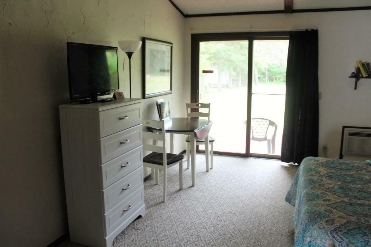 Edelweiss Motel Хейуърд Екстериор снимка
